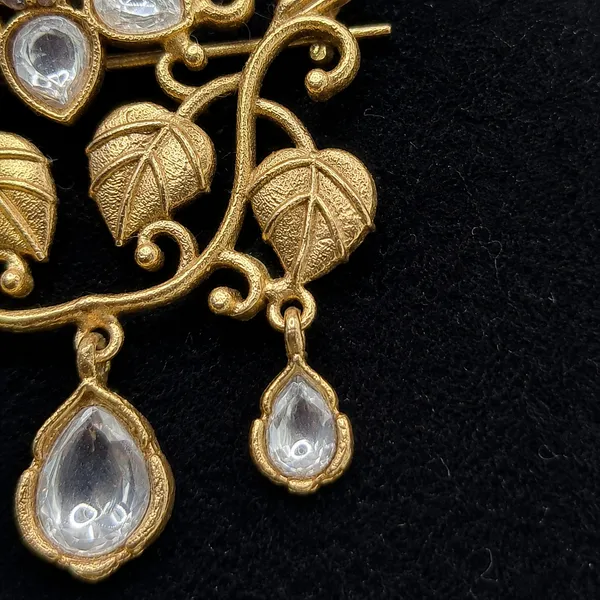 Gulnaar_Kundan_Floral_Brooch_With_Cz_Drops_Default_Title