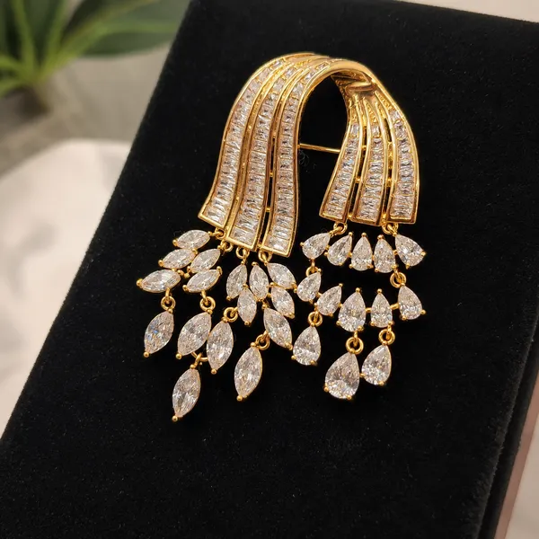 Cascade_Cz_Statement_Brooch_Default_Title