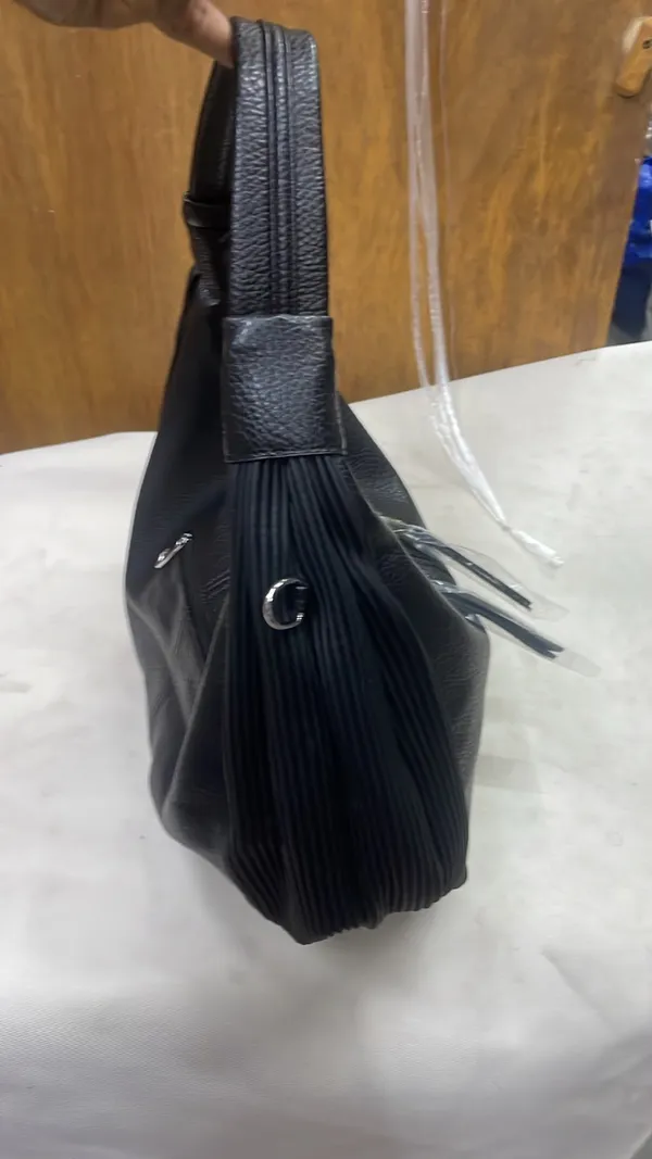 Black_Pu_Leather_Hobo_Bag_For_Women