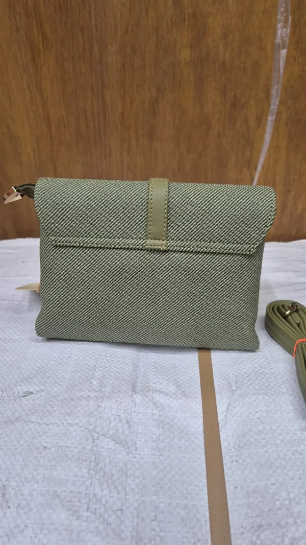 Olive_Green_Pu_Leather_Textured_Crossbody_Bag_For_Women