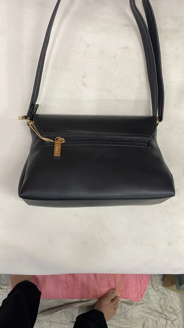Black_Pu_Leather_Shoulder_Bag_For_Women