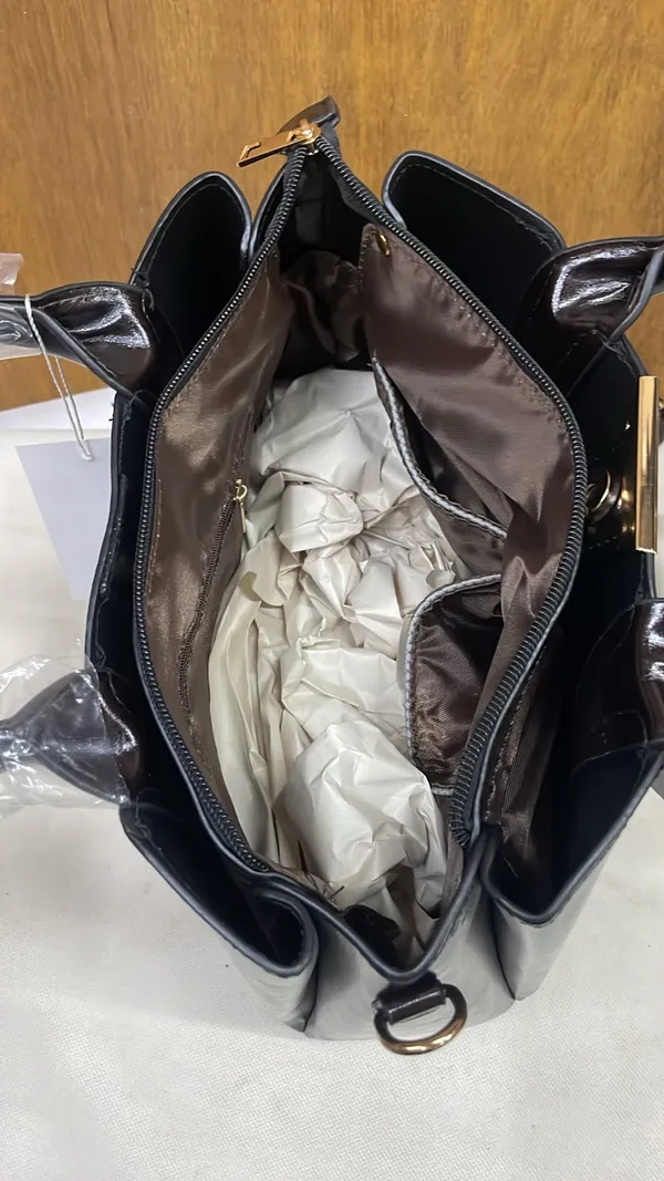 Black_Pu_Leather_Structured_Handbag_For_Women