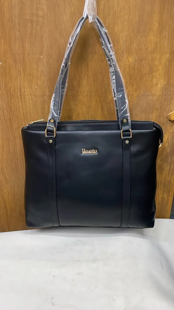 Black_Pu_Leather_Smooth_Finish_Tote_Bag_For_Women