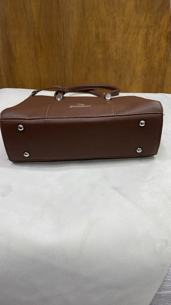 Brown_Pu_Leather_Textured_Structured_Handbag_For_Women