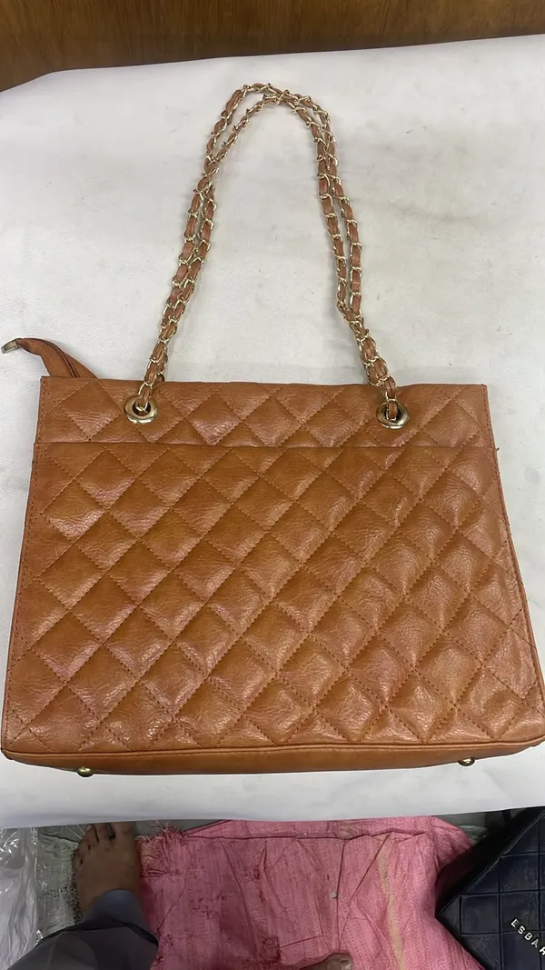 Brown_Quilted_Chain_Handle_Shoulder_Bag_for_Women