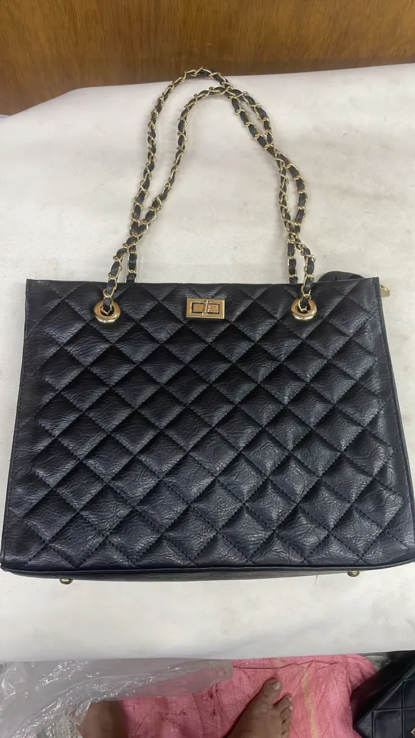 Black_Pu_Leather_Quilted_Shoulder_Bag_For_Women