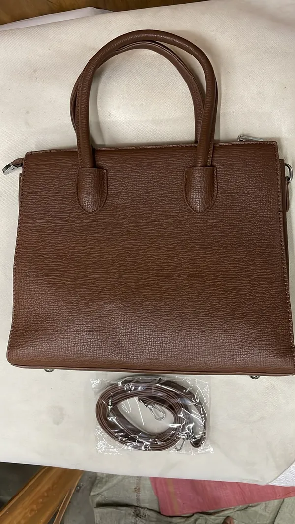 Brown_Pu_Leather_Textured_Structured_Handbag_For_Women