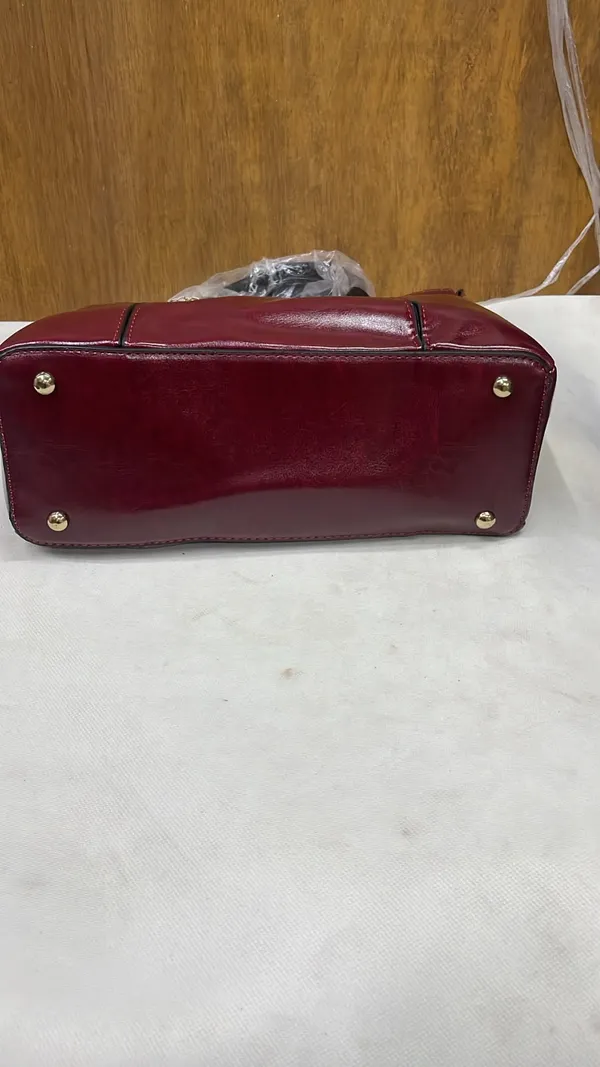 Burgundy_Pu_Leather_Tote_Bag_For_Women