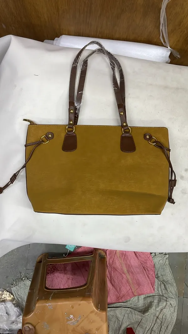Mustard_Pu_Leather_Tote_Bag_For_Women