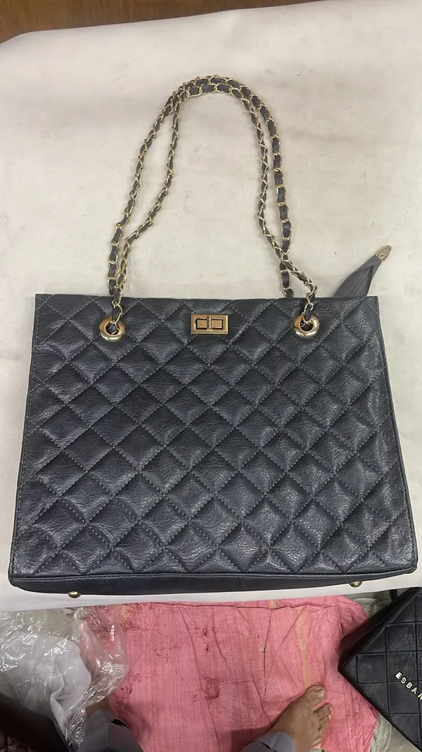 Black_Pu_Leather_Quilted_Shoulder_Bag_For_Women