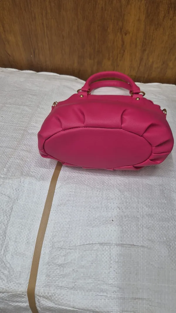 Pink_Pu_Leather_Structured_Handbag_For_Women