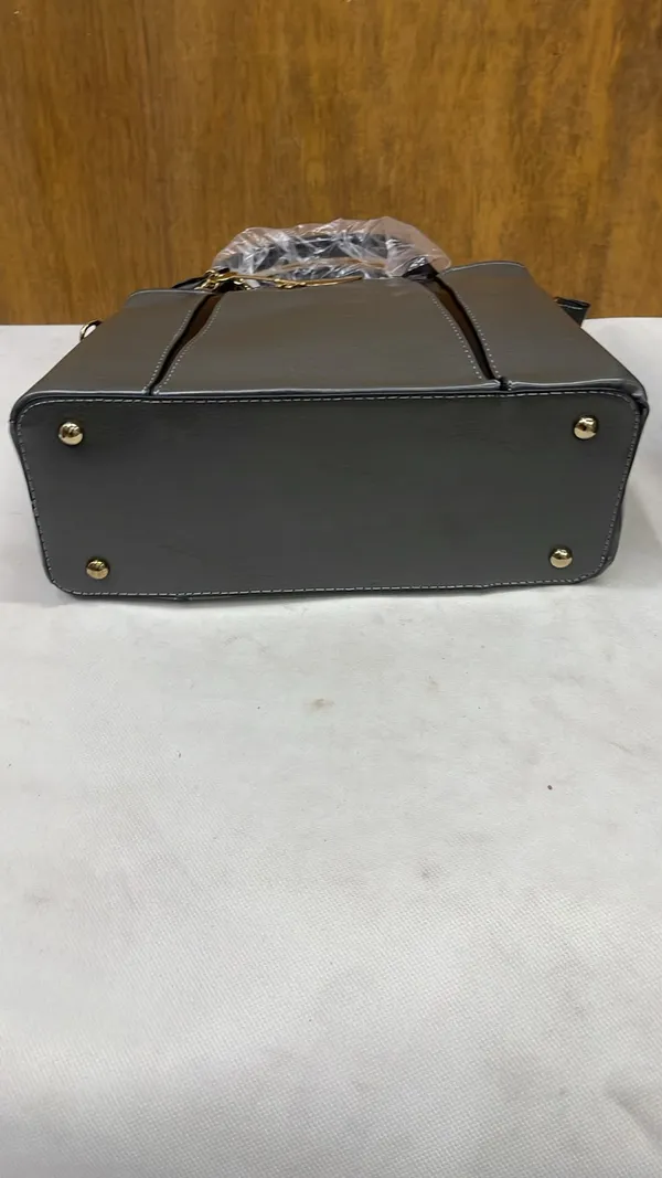 Grey_Pu_Leather_Structured_Handbag_For_Women