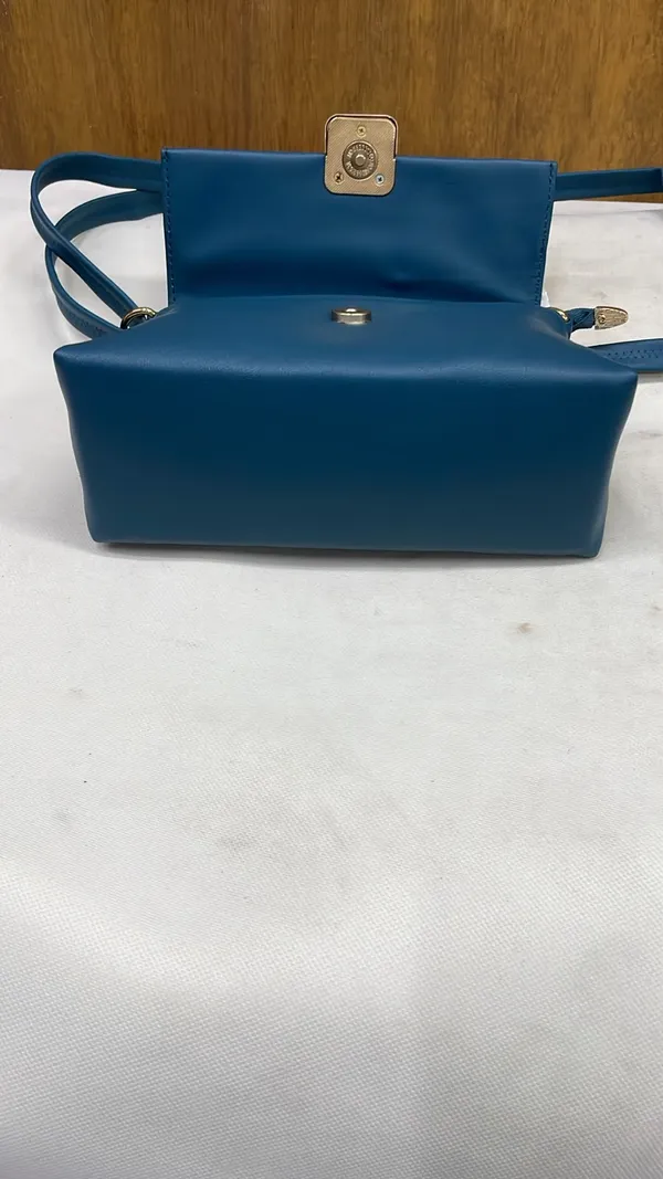Blue_Pu_Leather_Structured_Crossbody_Bag_For_Women