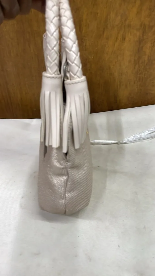 Silver_Pu_Leather_Tassel_Handbag_For_Women