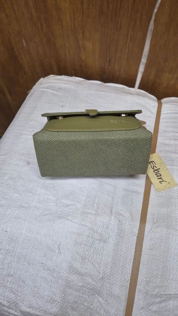 Olive_Green_Pu_Leather_Textured_Crossbody_Bag_For_Women