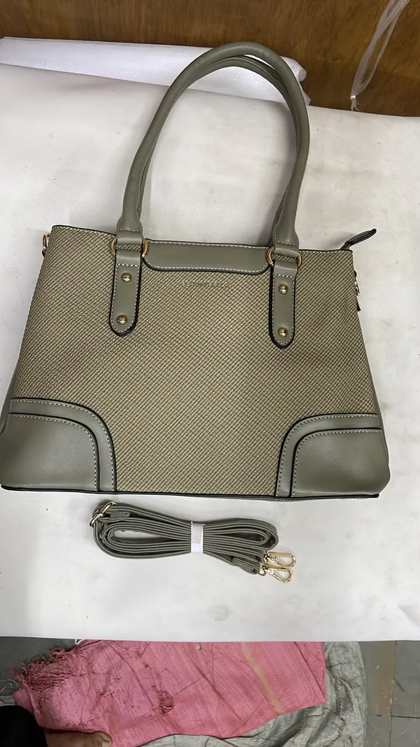 Grey_Pu_Leather_Structured_Tote_Bag_For_Women