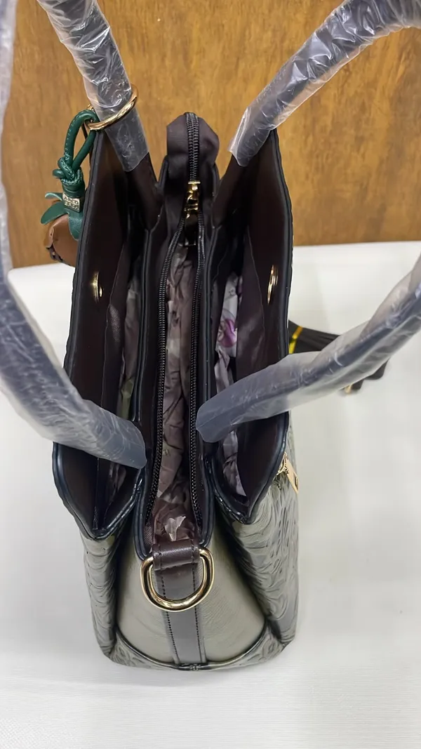 Black_Pu_Leather_Structured_Handbag_For_Women