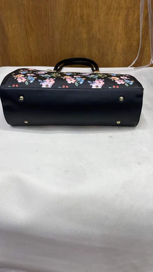 Black_Pu_Leather_Floral_Print_Tote_Bag_For_Women