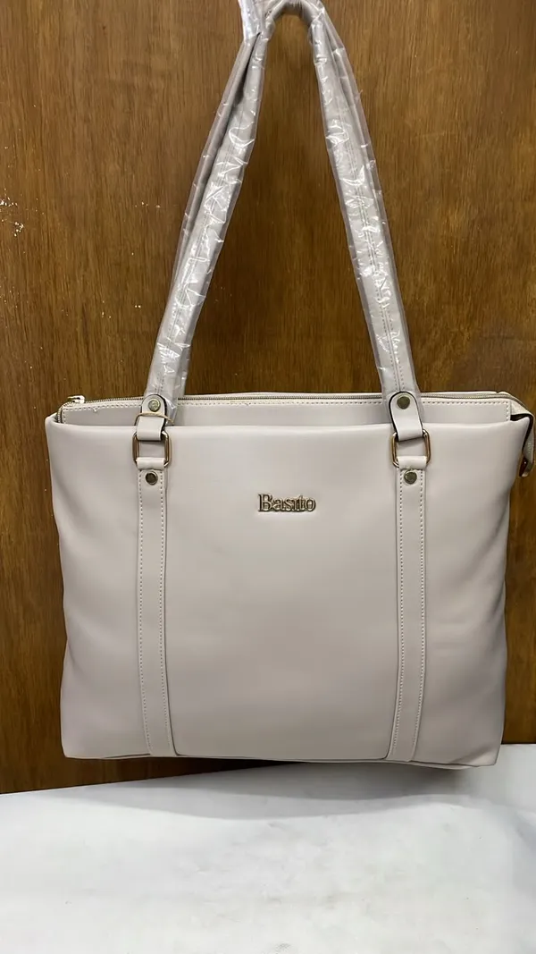 White_Pu_Leather_Tote_Bag_For_Women