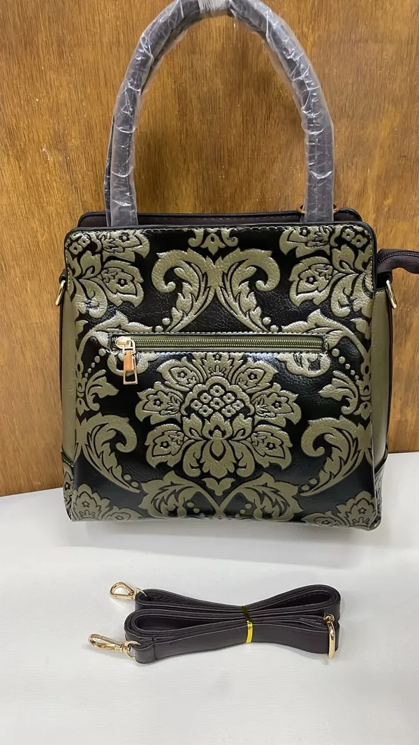 Black_Pu_Leather_Structured_Handbag_For_Women