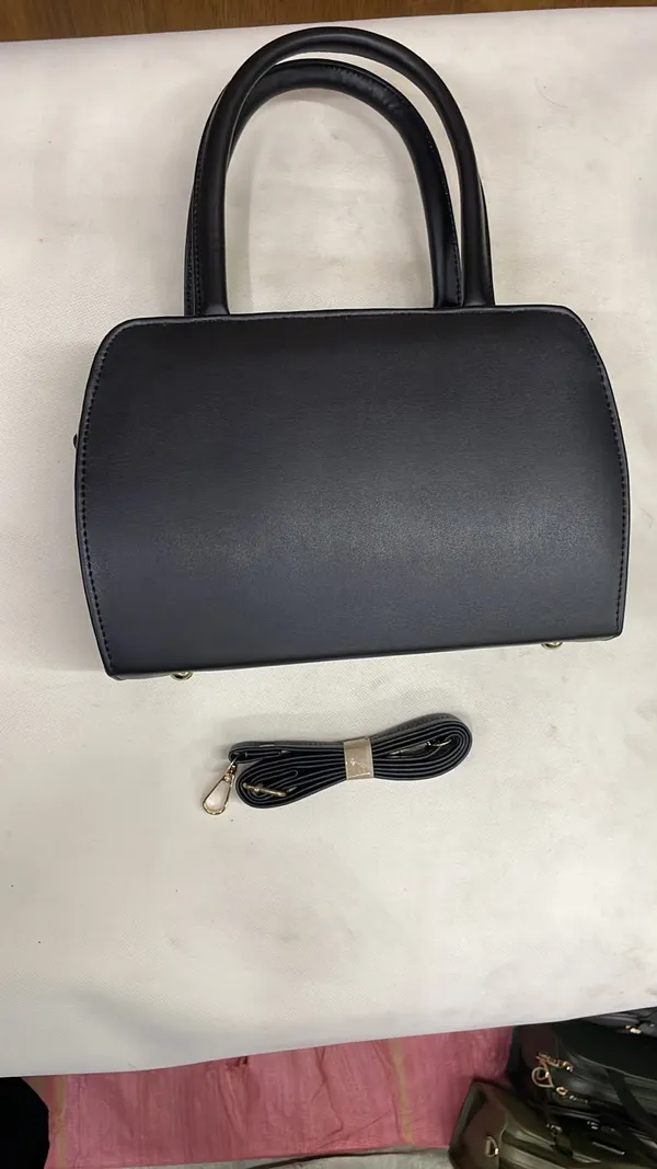 Black_Pu_Leather_Structured_Handbag_For_Women