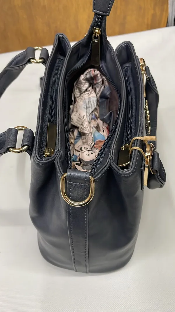Black_Pu_Leather_Tote_Bag_For_Women