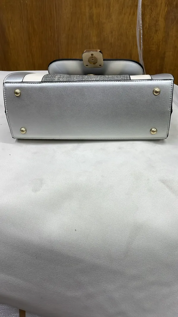 White_Pu_Leather_Textured_Structured_Handbag_For_Women