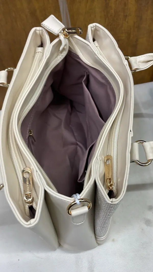 White_Pu_Leather_Tote_Bag_For_Women