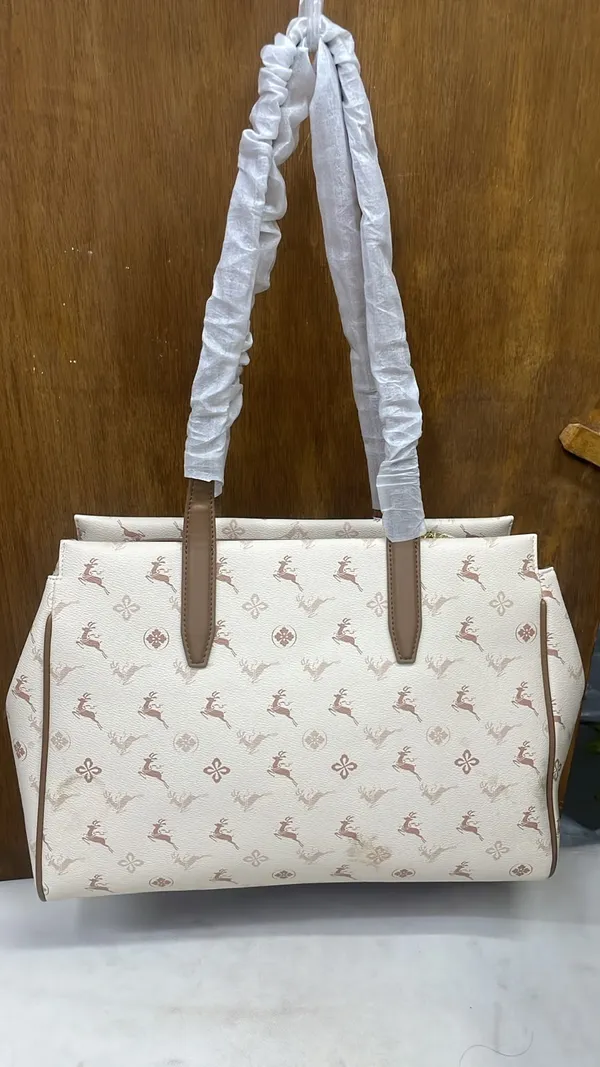 Cream_Pu_Leather_Printed_Tote_Bag_For_Women
