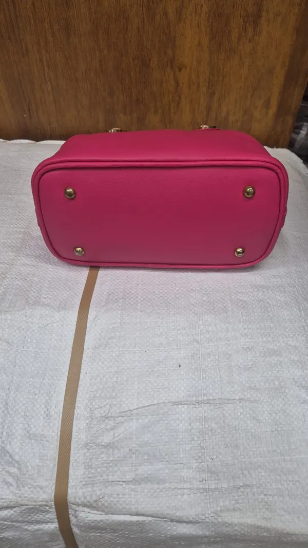Pink_Pu_Leather_Handbag_For_Women