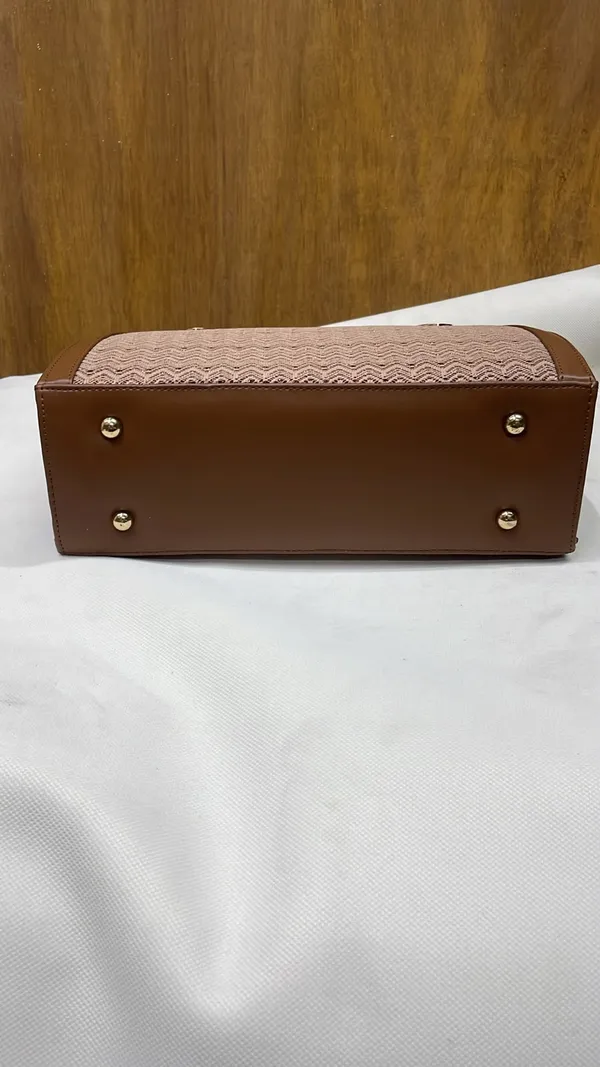 Brown_Pu_Leather_Textured_Structured_Handbag_For_Women