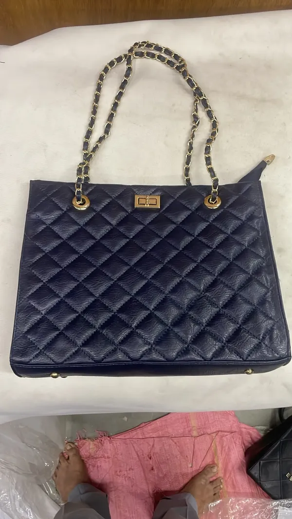 Black_Pu_Leather_Quilted_Shoulder_Bag_For_Women