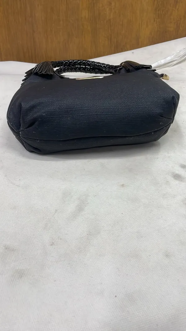 Black_Textured_Hobo_Handbag_for_Women