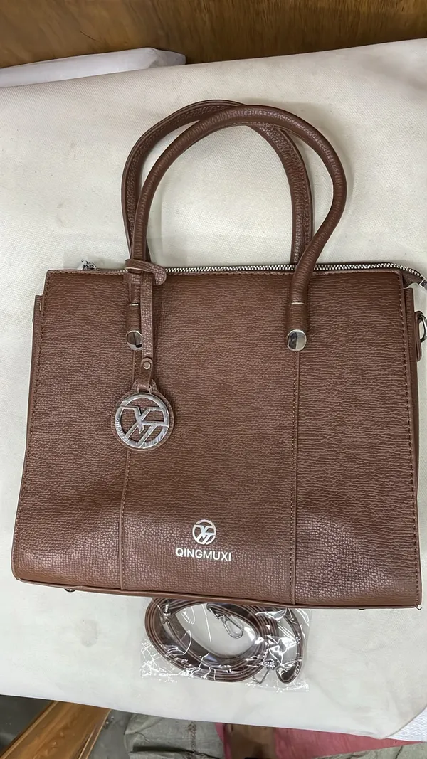 Brown_Pu_Leather_Textured_Structured_Handbag_For_Women
