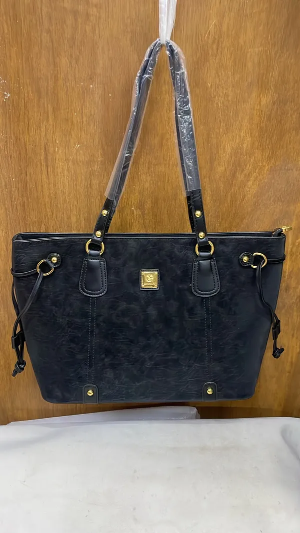Black_Pu_Leather_Tote_Bag_For_Women