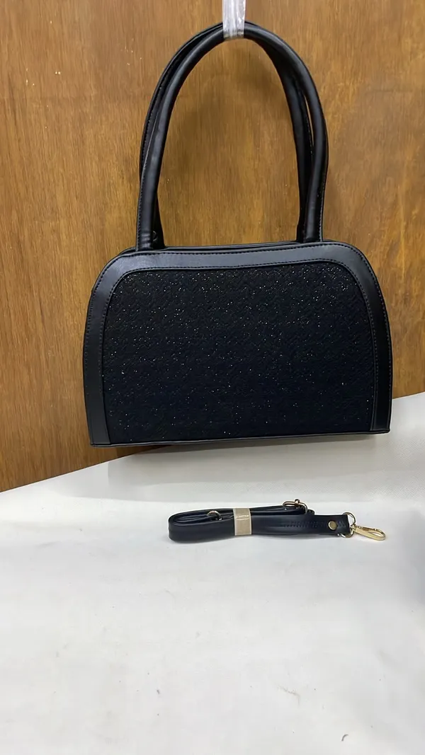 Black_Pu_Leather_Handbag_For_Women