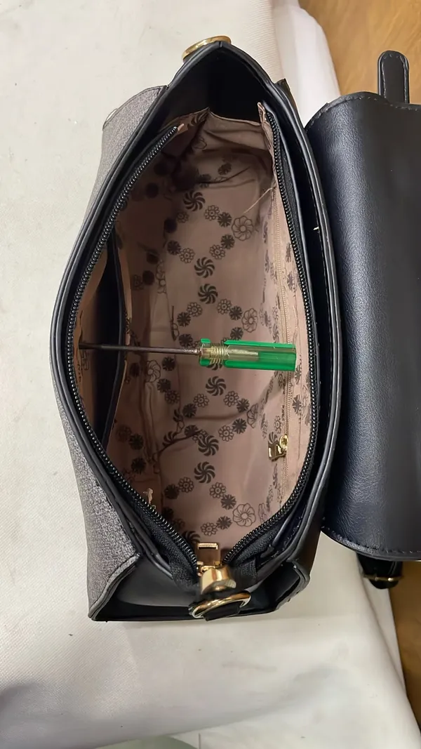 Black_Pu_Leather_Structured_Handbag_For_Women