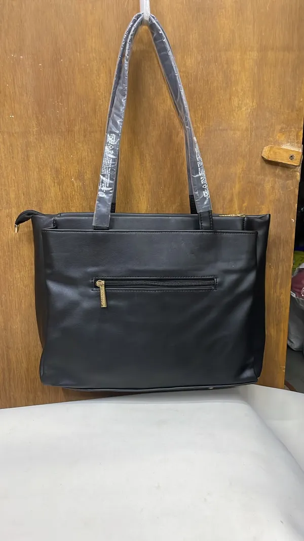 Black_Pu_Leather_Structured_Tote_Bag_For_Women