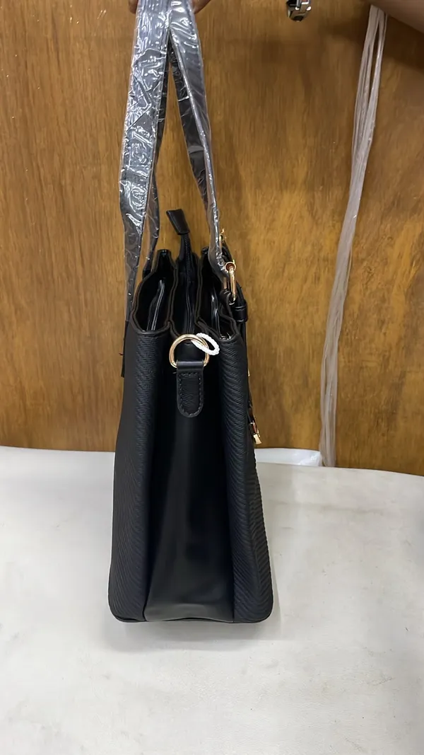 Black_Pu_Leather_Textured_Tote_Bag_For_Women