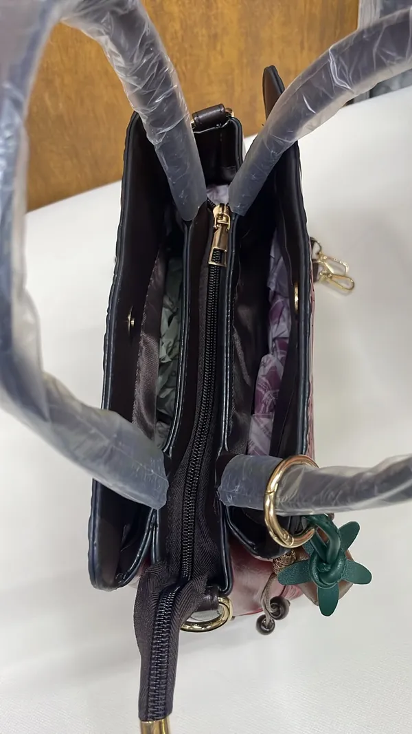Maroon_Pu_Leather_Structured_Handbag_For_Women