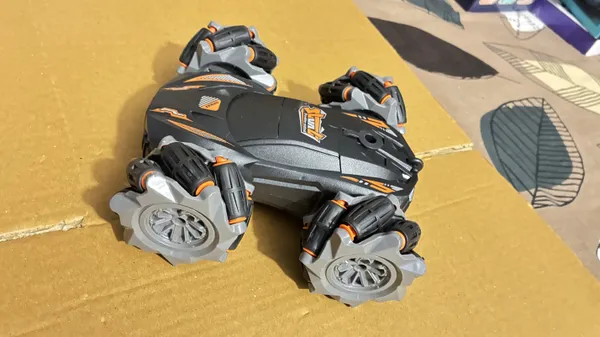 2.4GHz_Double-Sided_Stunt_Remote_Control_Car