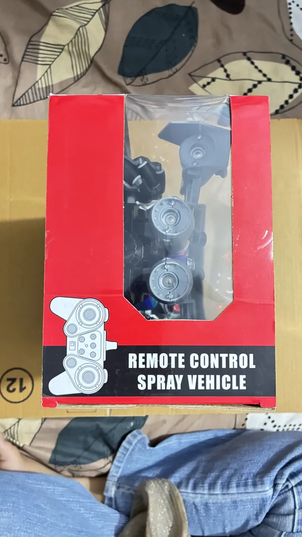 Blue_Remote_Control_Spray_Vehicle_Toy