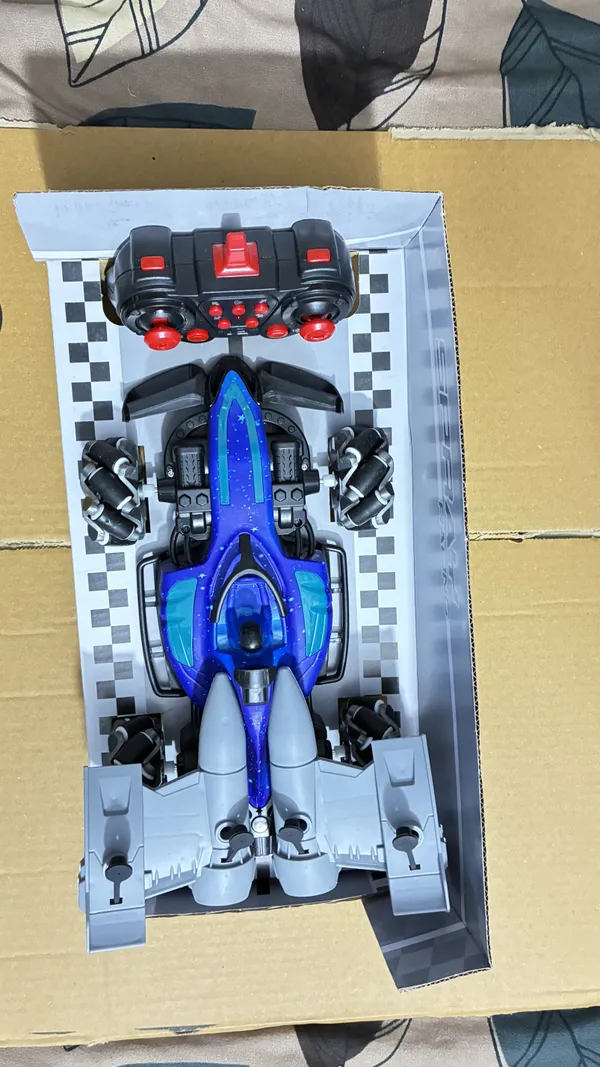 Blue_Remote_Control_Spray_Vehicle_Toy