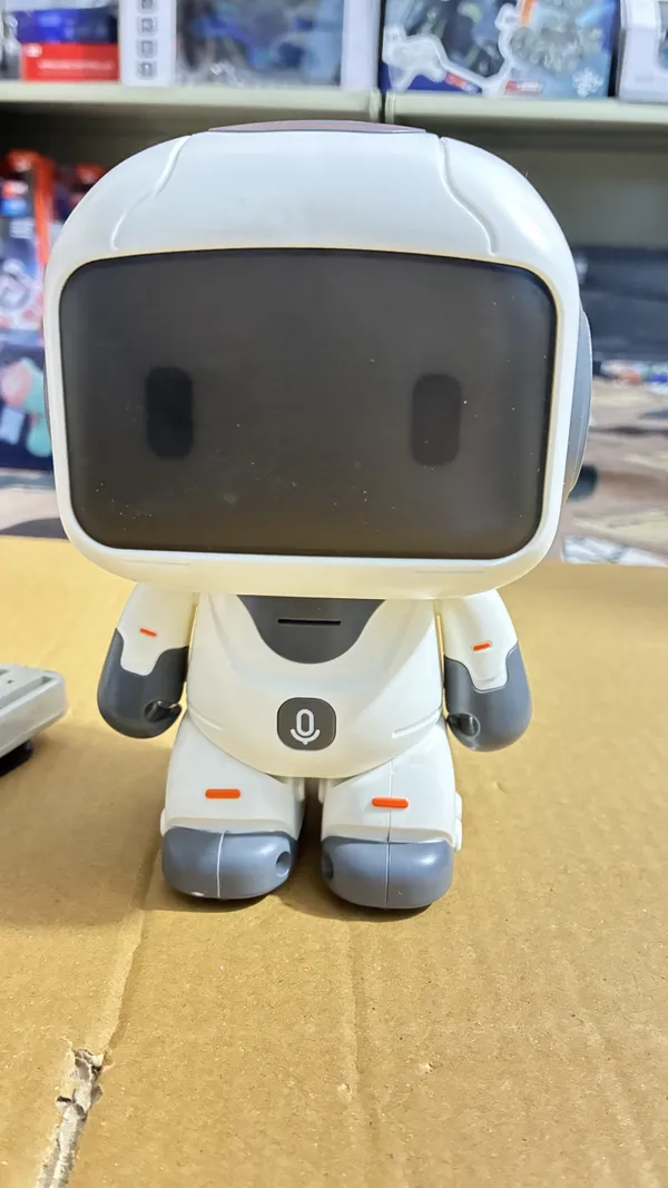Remote_Control_Programmable_Robot_Toy