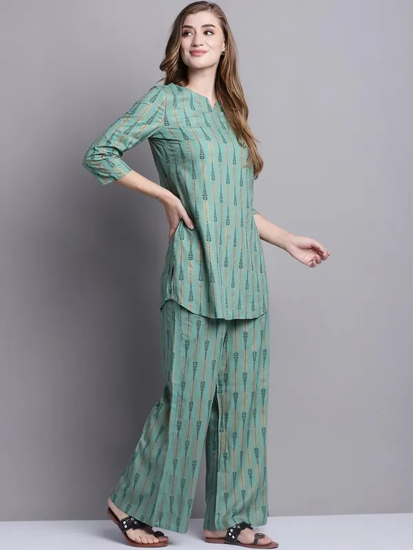 Dressitude-Leaf_Green-Cord_Set