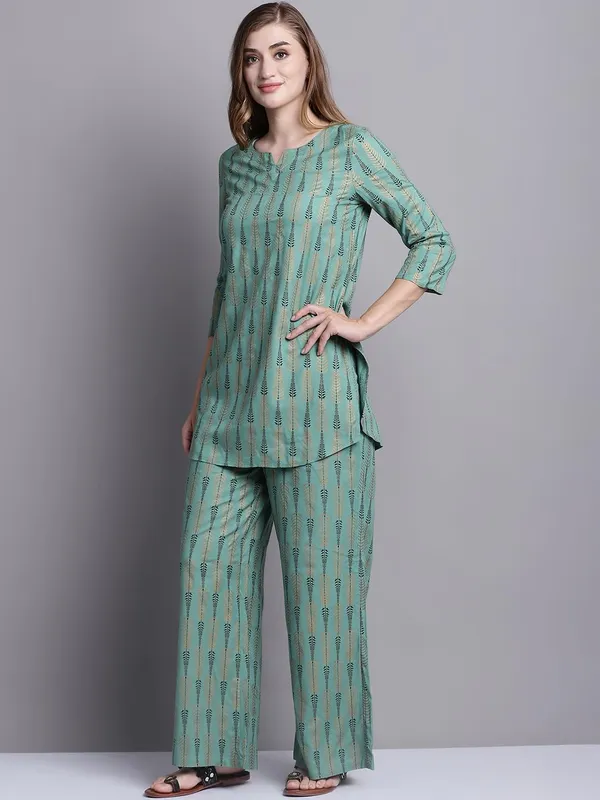 Dressitude-Leaf_Green-Cord_Set