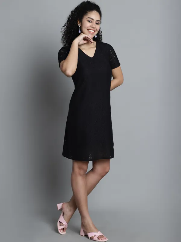 Dressitude-Black-Dress