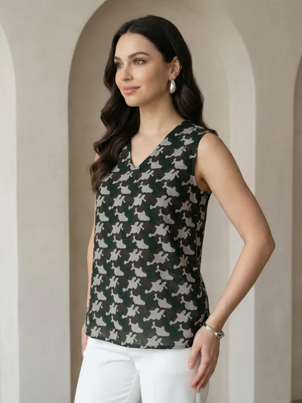 Dressitude-Green-Longline_Top