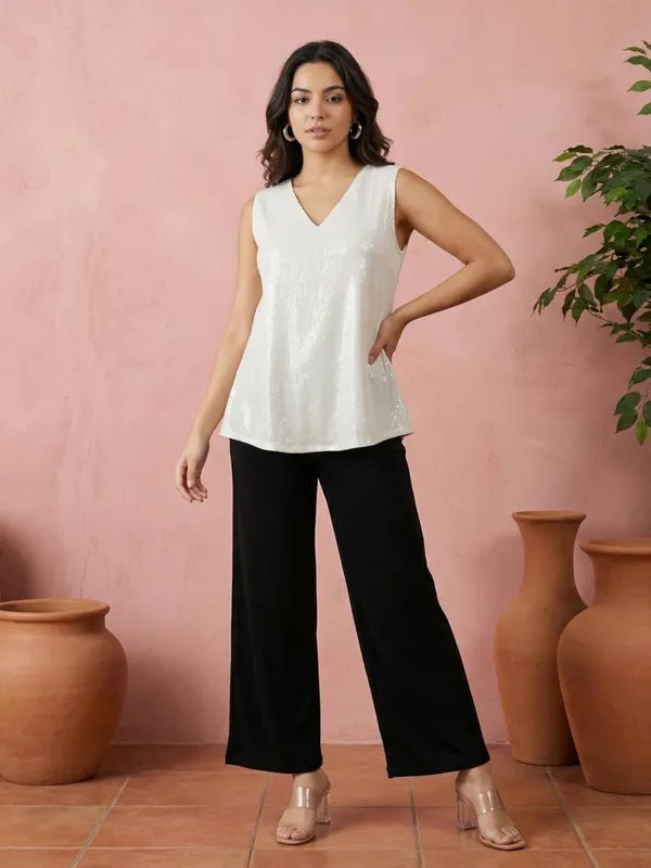 Dressitude-White-Longline_Top