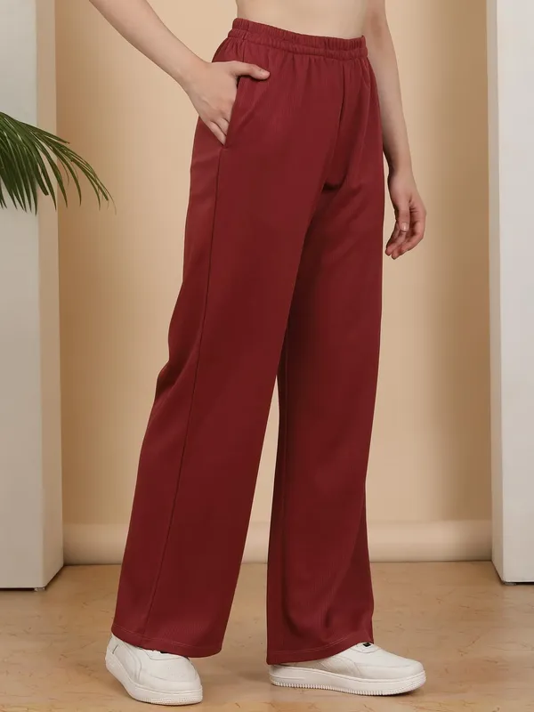 Dressitude-Maroon-Pyjama_Set